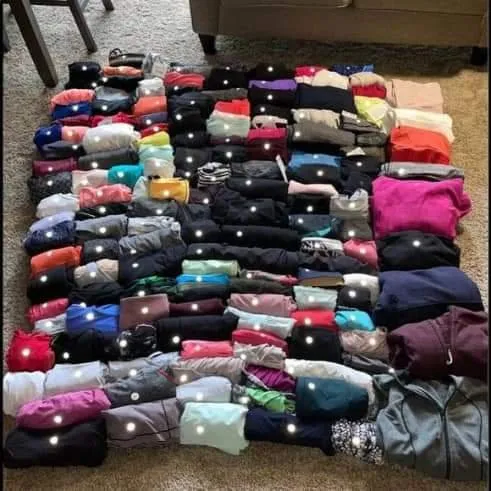 Lululemon Sale - Image 4