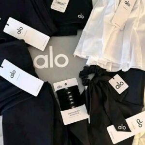 alo clothing